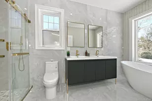 11 Edcris Ln, Huntington, NY 11743 - Photo 23