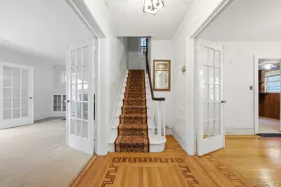 5633 Post Road, Bronx, NY 10471 - Photo 3