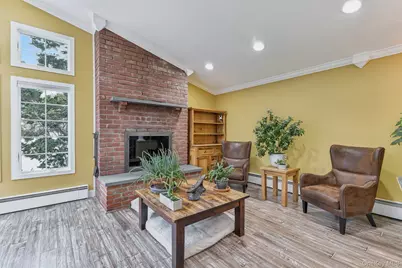 3745 Locust Avenue, Seaford, NY 11783 - Photo 5