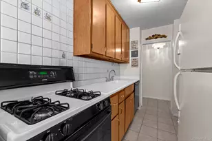 2940 W 5th St, Brooklyn, NY 11224 - Photo 5