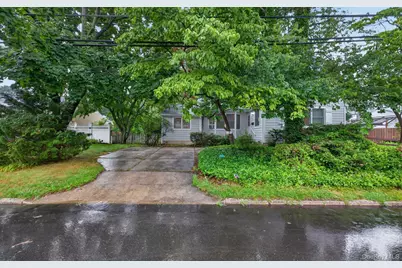 12 W Haven Drive, East Northport, NY 11731 - Photo 3