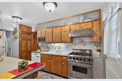 12 W Haven Drive, East Northport, NY 11731 - Photo 19