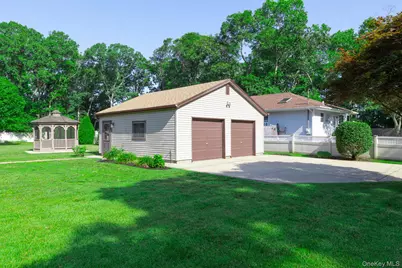 16 Ormond Place, Shirley, NY 11967 - Photo 25