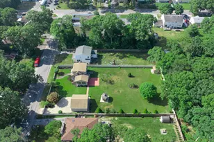 16 Ormond Pl, Shirley, NY 11967 - Photo 37