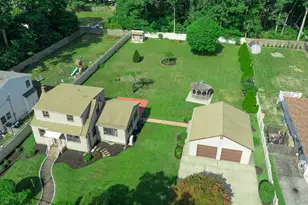 16 Ormond Pl, Shirley, NY 11967 - Photo 33