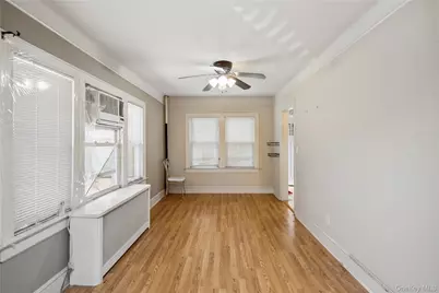 8430 129th Street, Kew Gardens, NY 11415 - Photo 15