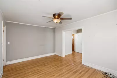 8430 129th Street, Kew Gardens, NY 11415 - Photo 13