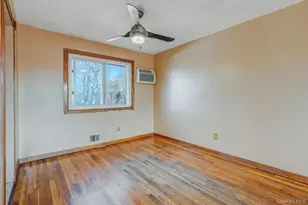 105 Ames St, Brentwood, NY 11717 - Photo 9