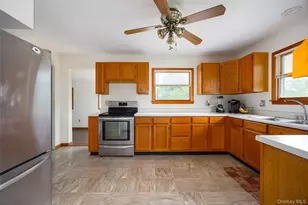 5 Willow Rd, Beacon, NY 12508 - Photo 9