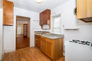 485 Minnieford Ave, Bronx, NY 10464 - Photo 13