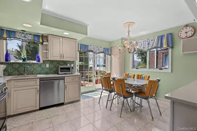 1415 Reed Place, Bronx, NY 10465 - Photo 5