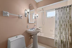 1415 Reed Pl, Bronx, NY 10465 - Photo 13