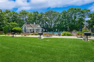 460 Old Town Rd, Port Jefferson Station, NY 11776 - Photo 21