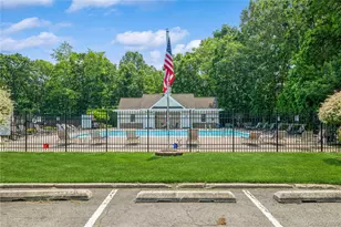 460 Old Town Rd, Port Jefferson Station, NY 11776 - Photo 17