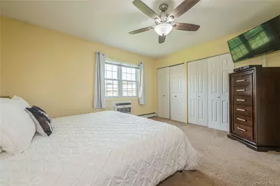 460 Old Town Road #8J, Port Jefferson Station, NY 11776 - Photo 11