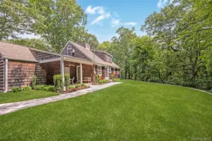 8 Arosa Ct, Greenlawn, NY 11740 - Photo 37