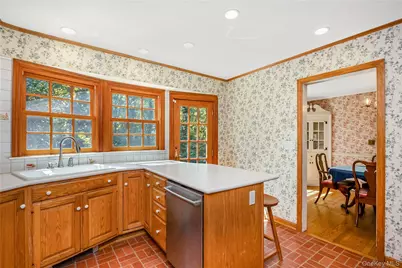 8 Arosa Court, Greenlawn, NY 11740 - Photo 13