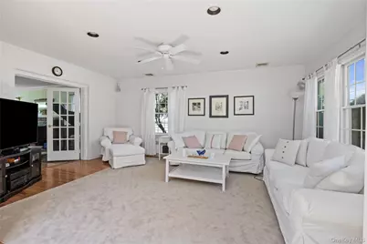 75 Bulson Road, Rockville Centre, NY 11570 - Photo 35