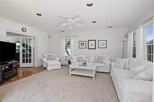 75 Bulson Rd, Rockville Centre, NY 11570 - Photo 35