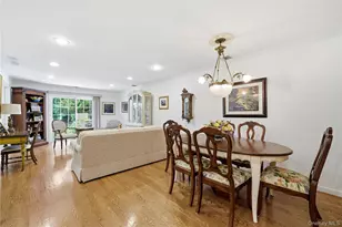 907 Altessa Blvd, Melville, NY 11747 - Photo 7