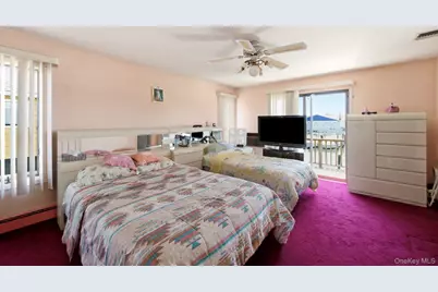 212 Shore Road, Lindenhurst, NY 11757 - Photo 19