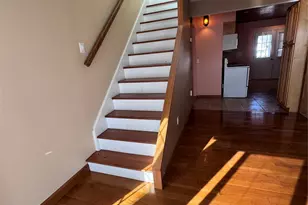 37 Spray Ln, Hicksville, NY 11801 - Photo 13