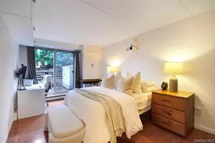 397 N Broadway, Yonkers, NY 10701 - Photo 9