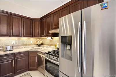 397 N Broadway #1F, Yonkers, NY 10701 - Photo 5