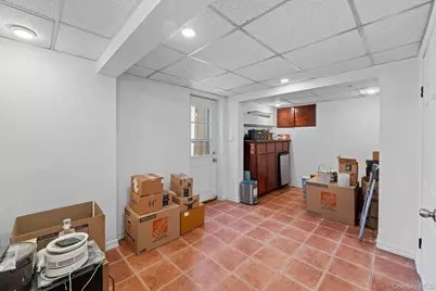 40 East Avenue, Valley Stream, NY 11580 - Photo 15