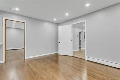 26 Woodland Street, Ronkonkoma, NY 11779 - Photo 13