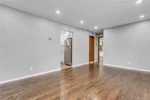 26 Woodland St, Ronkonkoma, NY 11779 - Photo 5