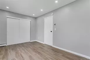 26 Woodland St, Ronkonkoma, NY 11779 - Photo 25