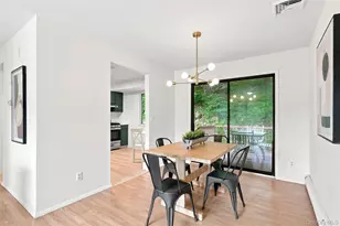 107 Sutton Park Rd, Poughkeepsie, NY 12603 - Photo 11