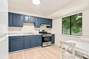 107 Sutton Park Rd, Poughkeepsie, NY 12603 - Photo 13