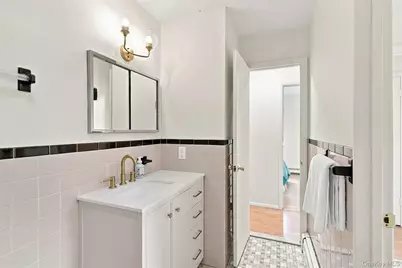 107 Sutton Park Road, Poughkeepsie, NY 12603 - Photo 25