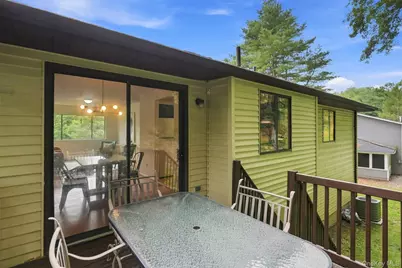 107 Sutton Park Road, Poughkeepsie, NY 12603 - Photo 31