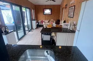 163-27 95th St, Howard Beach, NY 11414 - Photo 33