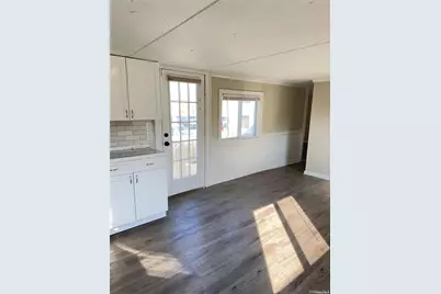 150 Main St. Unit 57, Islip, NY 11751 - Photo 15