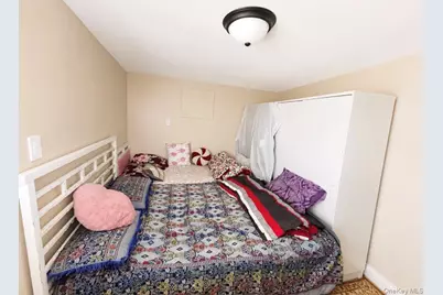 150 Main St. Unit 57, Islip, NY 11751 - Photo 9