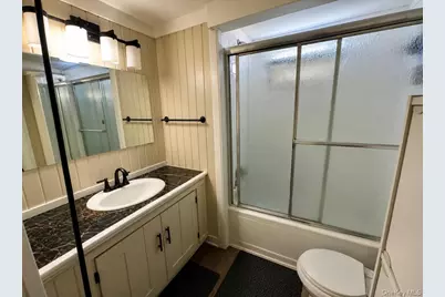 150 Main St. Unit 57, Islip, NY 11751 - Photo 7