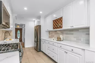 138 Brook St, Garden City, NY 11530 - Photo 11