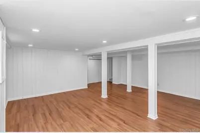 138 Brook Street, Garden City, NY 11530 - Photo 31