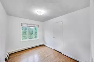 192 N 21st St, Wheatley Heights, NY 11798 - Photo 23