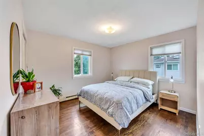 192 N 21st Street, Wheatley Heights, NY 11798 - Photo 21