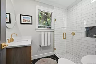 29 Vail St, Northport, NY 11768 - Photo 5