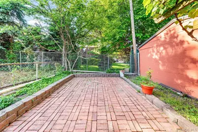 7921 21st Avenue, East Elmhurst, NY 11370 - Photo 25