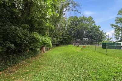 208 Harris Road #GB3, Bedford Hills, NY 10507 - Photo 17