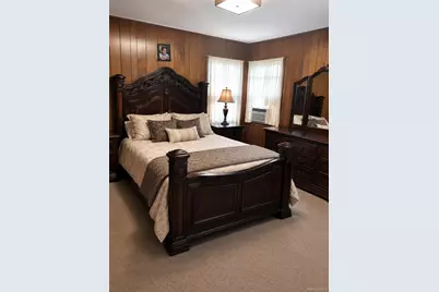 61 Gateway, Rockville Centre, NY 11570 - Photo 9