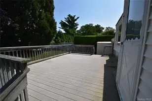 333 N Albany Ave, Massapequa, NY 11758 - Photo 21