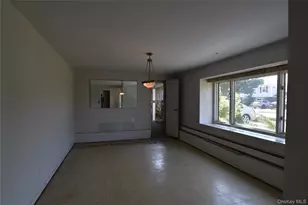 333 N Albany Ave, Massapequa, NY 11758 - Photo 31